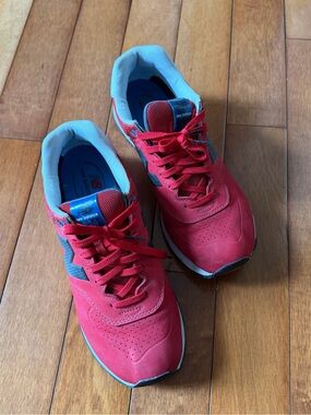 New Balance Red Sneakers with Gray and Blue Details